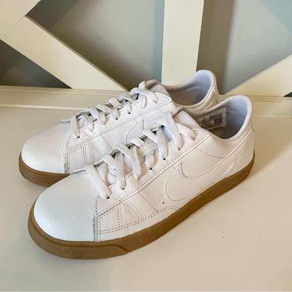 Nike Shoes - Nike Blazer White Gum Sole Leather Low Top Sneaker